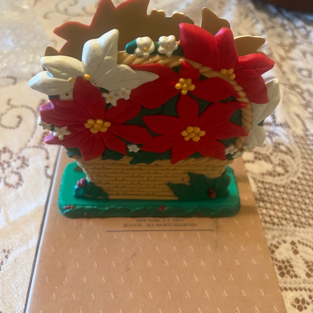 Avon Christmas Blossoms Tabletop Collection Napkin Holder
